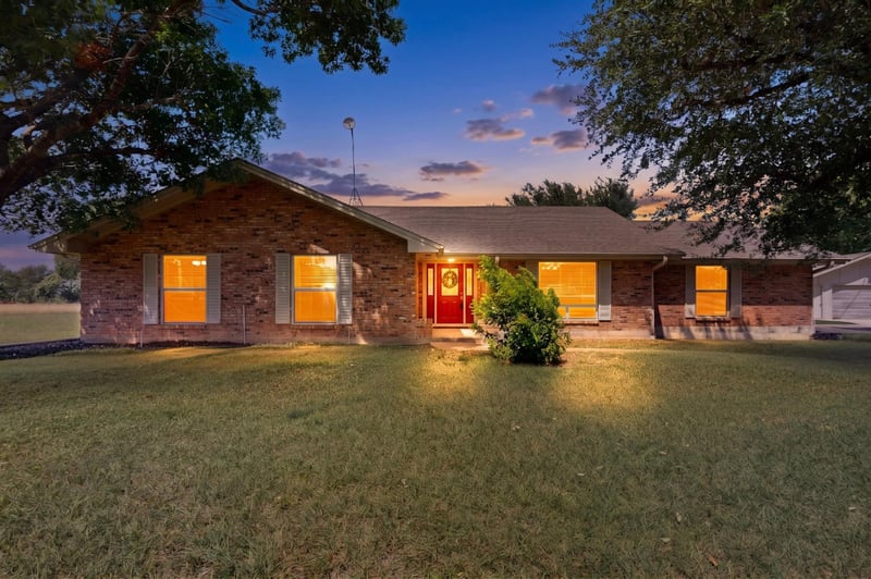 350 Richard RD, Georgetown, TX 78626