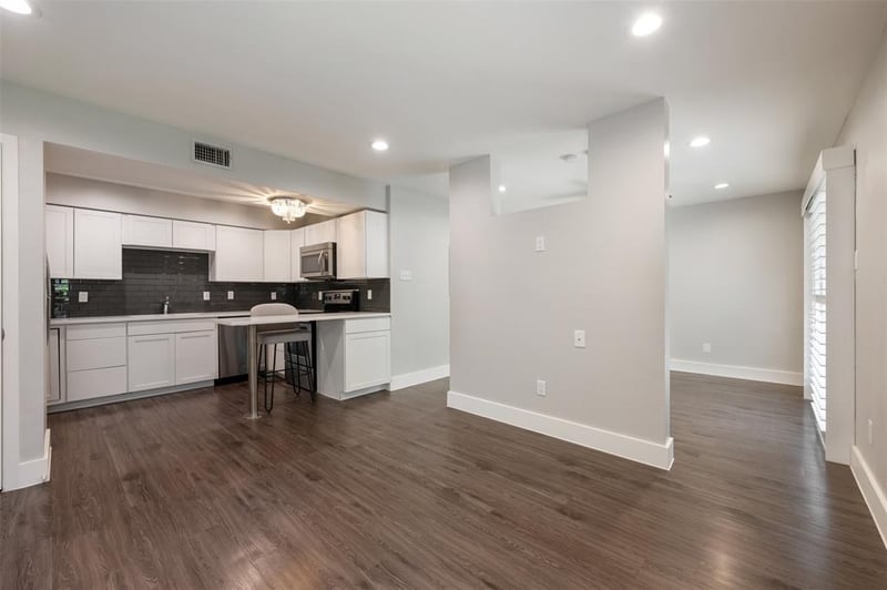 935 La Posada DR #115, Austin, TX 78752