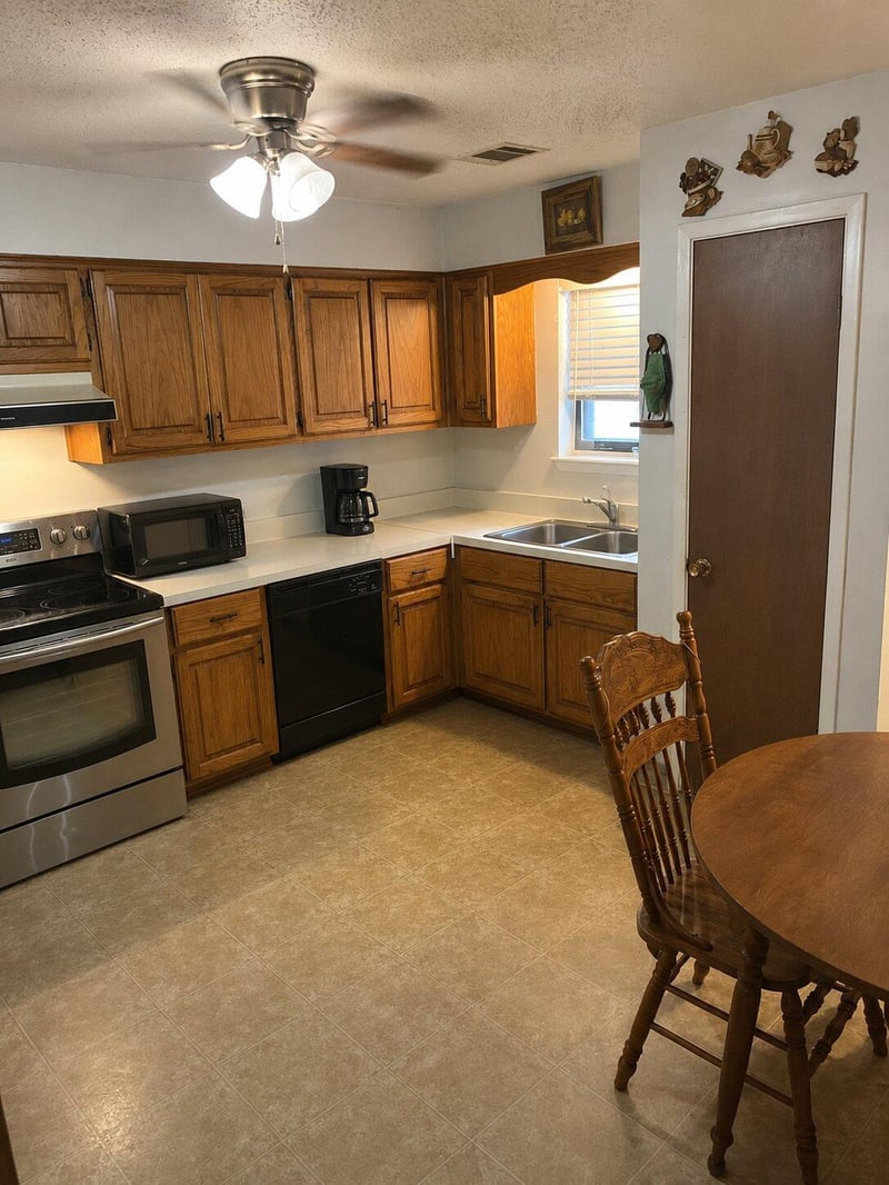 20604 Dawn DR, Lago Vista, TX 78645