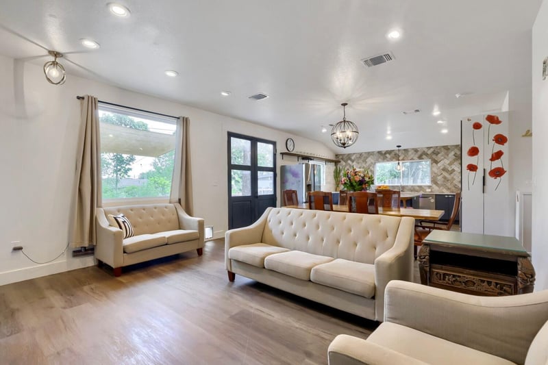 205 Rowland DR, Austin, TX 78745