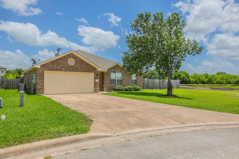 4021 Kerley CT, Hutto, TX 78634