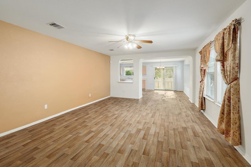 1621 Apollo CIR, Round Rock, TX 78664