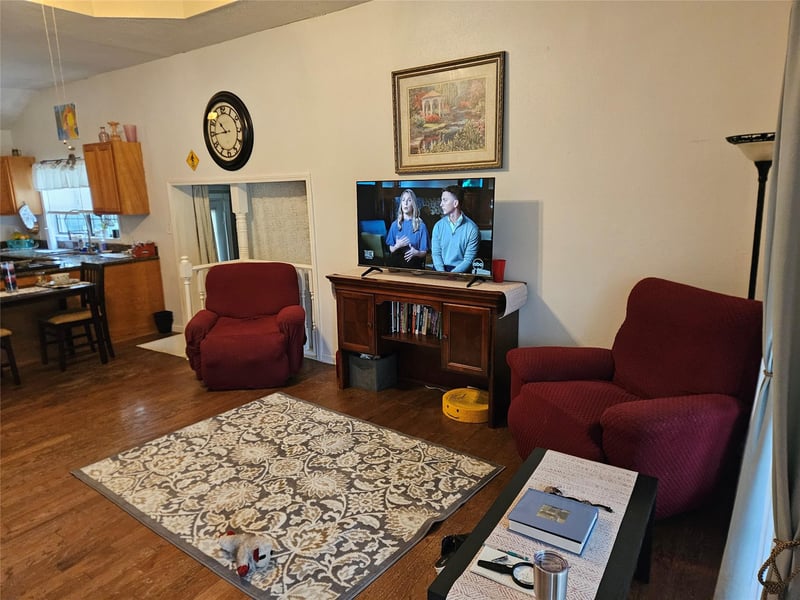 1206 8th ST, Caldwell, TX 77836