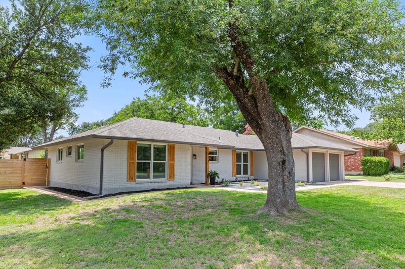 911 Cripple Creek DR, Austin, TX 78758