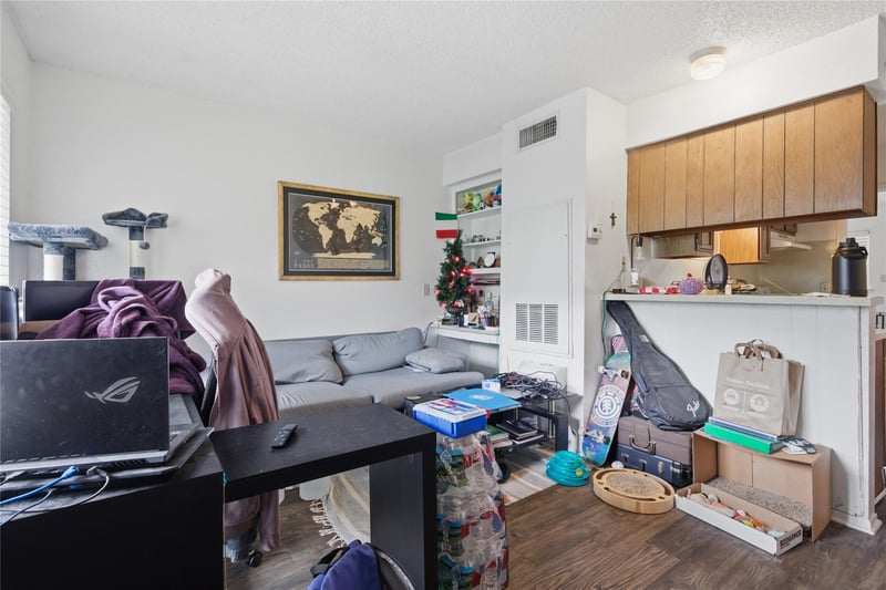 2801 Hemphill Pk #A302, Austin, TX 78705