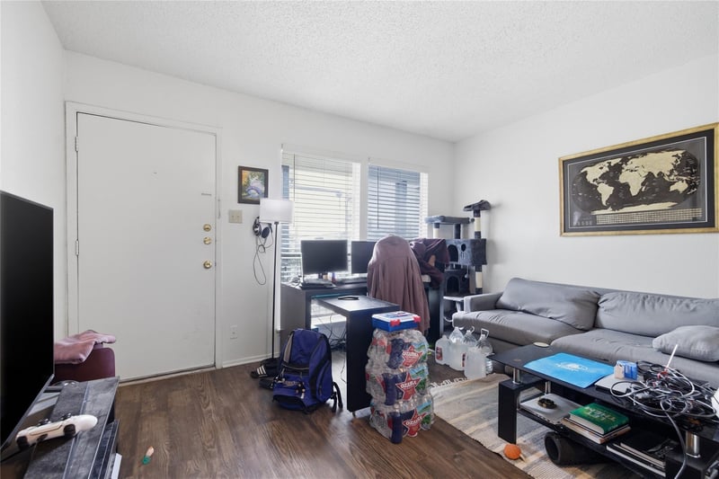 2801 Hemphill Pk #A302, Austin, TX 78705