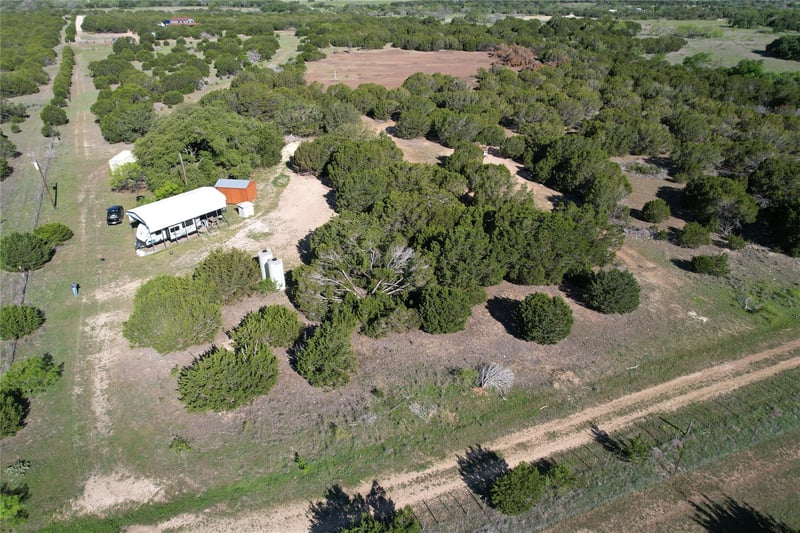 3366 Cr 419 , Evant, TX 76525
