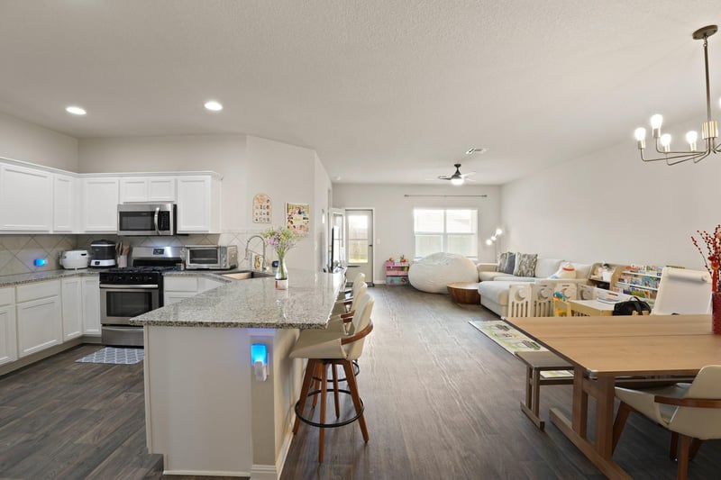 2217 Dickinson TER, Austin, TX 78754