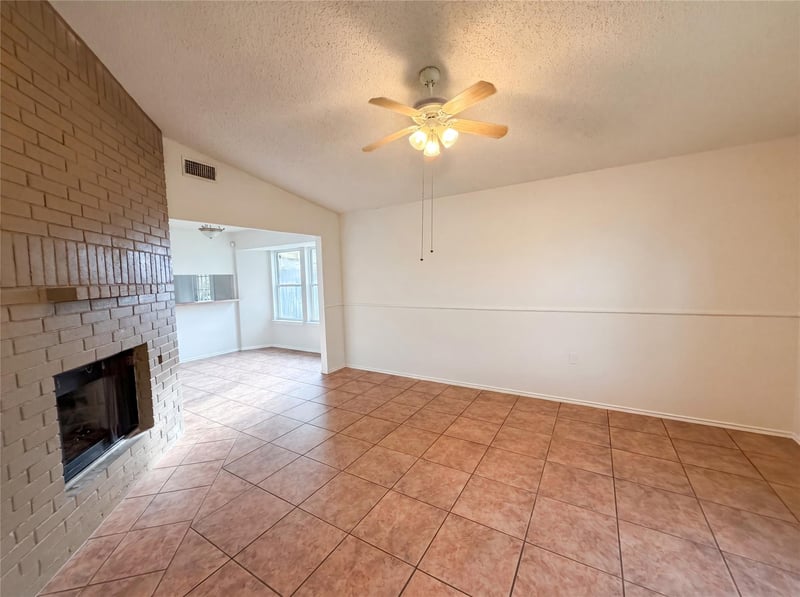 1301 Pitcairn DR, Pflugerville, TX 78660