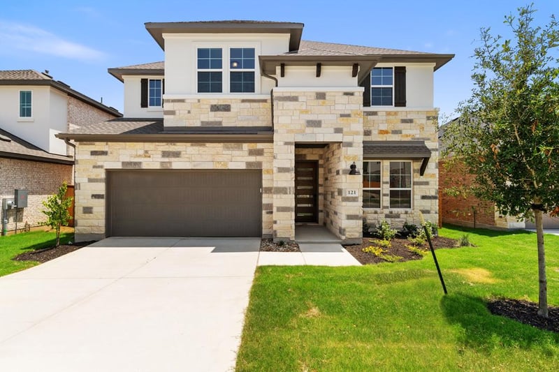 121 Bishop Wood Rd, Dripping Springs, TX 78620