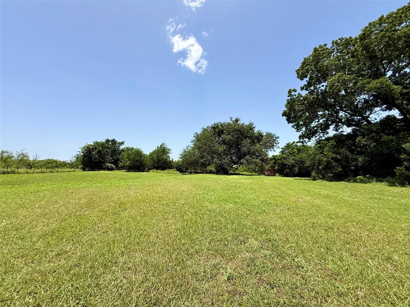 1629 Pecos ST, Lockhart, TX 78644