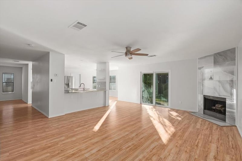1179 Forest Bluff TRL, Round Rock, TX 78665