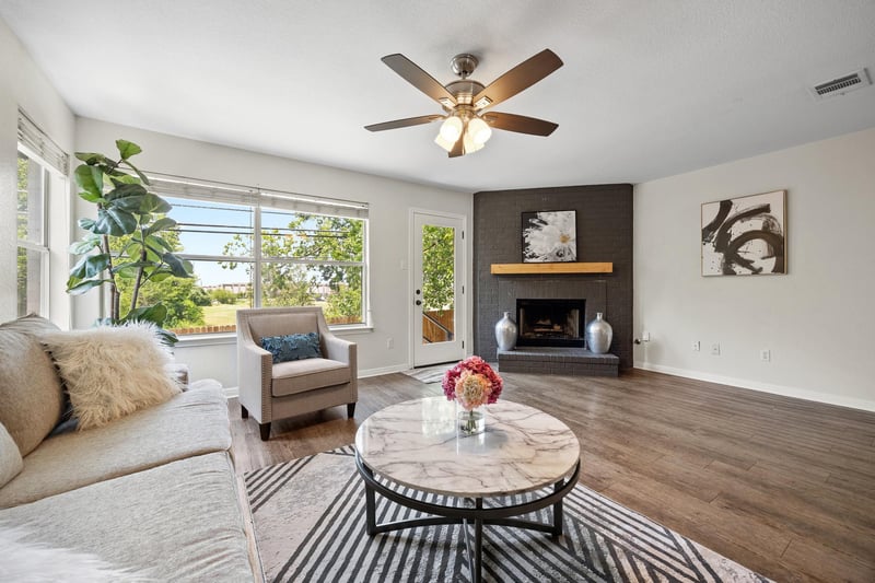 2327 Wright CIR, Round Rock, TX 78664