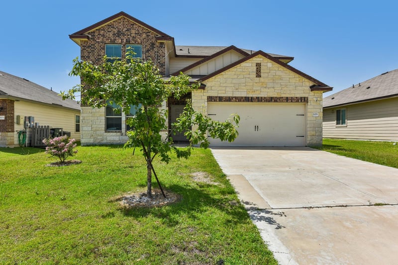 105 Green Jay DR, Jarrell, TX 76537