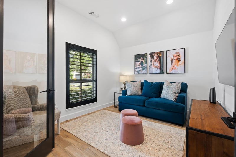 6213 Hilltop Plateau DR, Austin, TX 78738