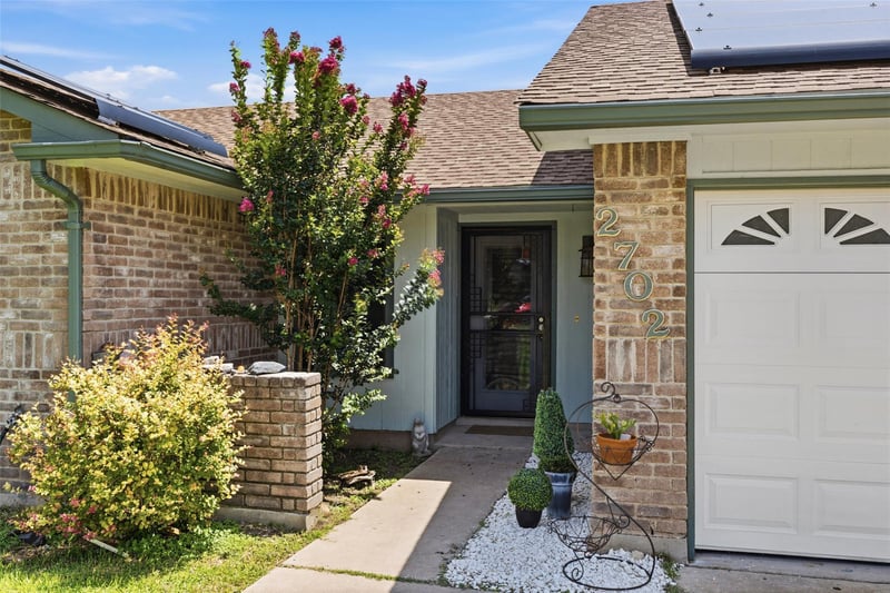 2702 Julie CV, Taylor, TX 76574