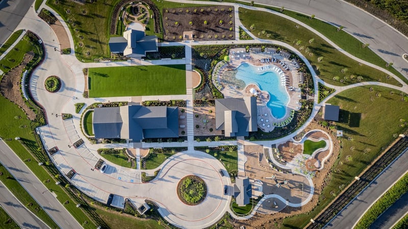212 Bloomington Loop, Hutto, TX 78634