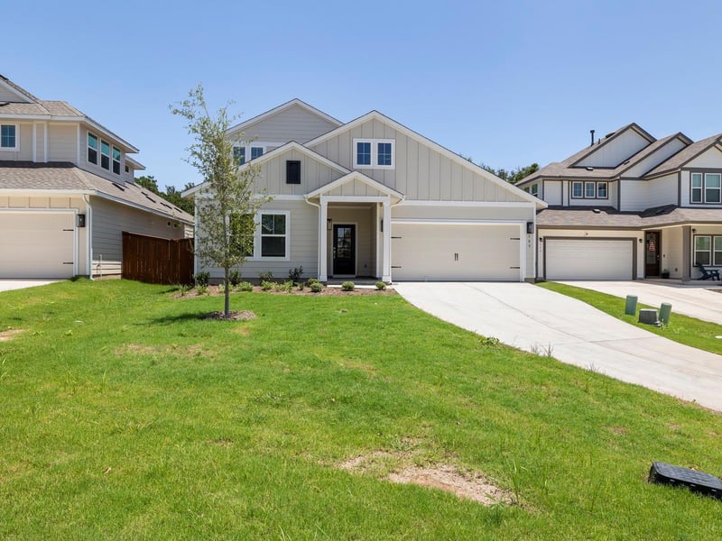 109 Wagon Spoke Way, Liberty Hill, TX 78642