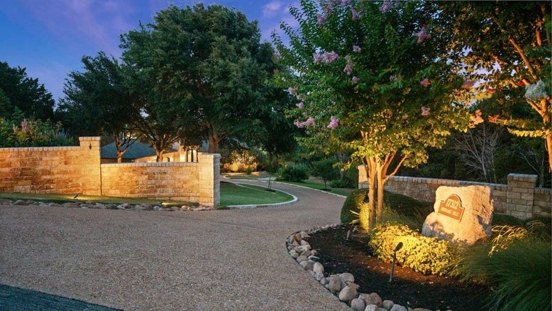 17312 Northlake Hills DR, Jonestown, TX 78645