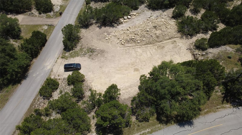21900 Morar DR, Spicewood, TX 78669