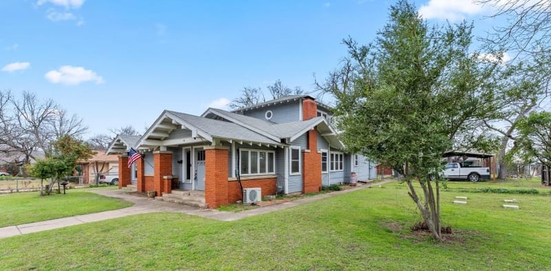 501 6th ST, Cameron, TX 76520