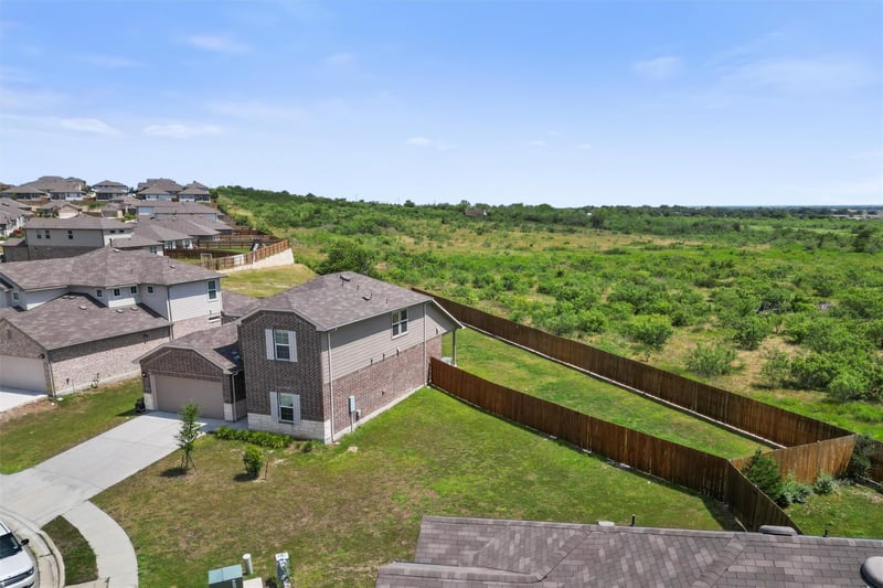 251 Solitude DR, San Marcos, TX 78666