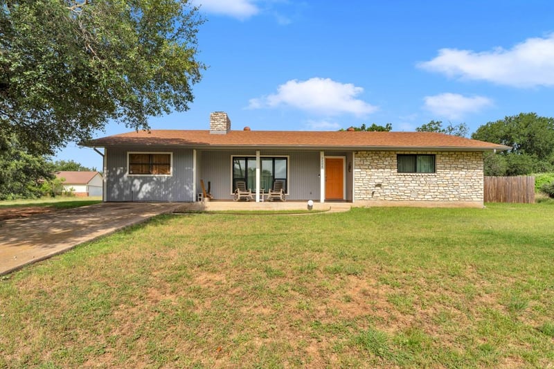 2208 Belaire DR, Granite Shoals, TX 78654