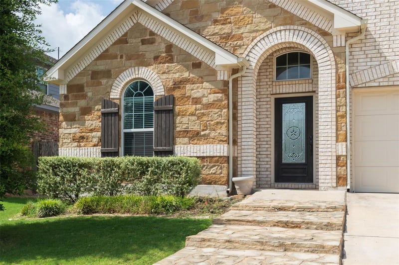 717 Old Settlers DR, San Marcos, TX 78666
