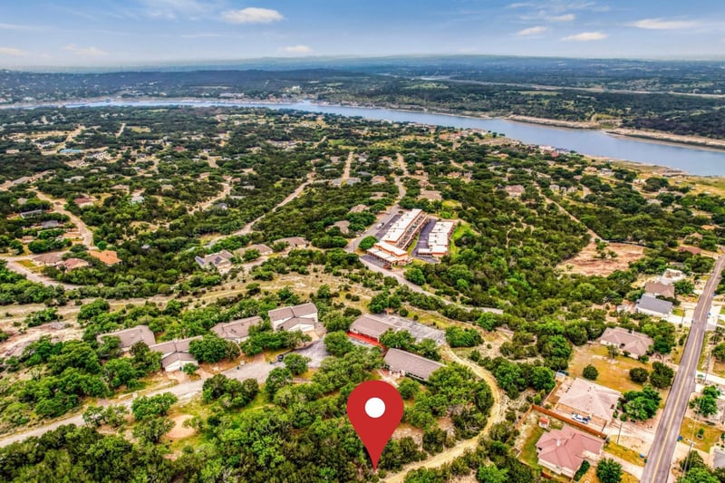 000 Pinnacle CV, Lago Vista, TX 78645