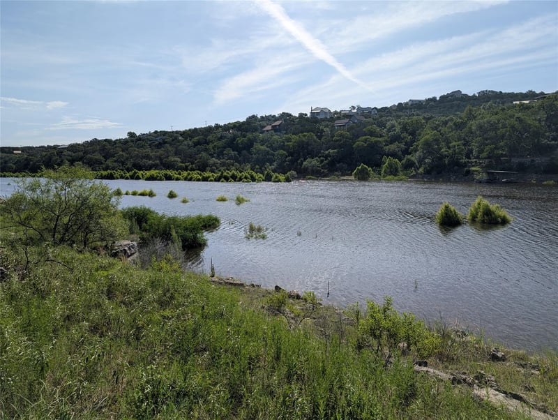 1909 Performer RD, Spicewood, TX 78669