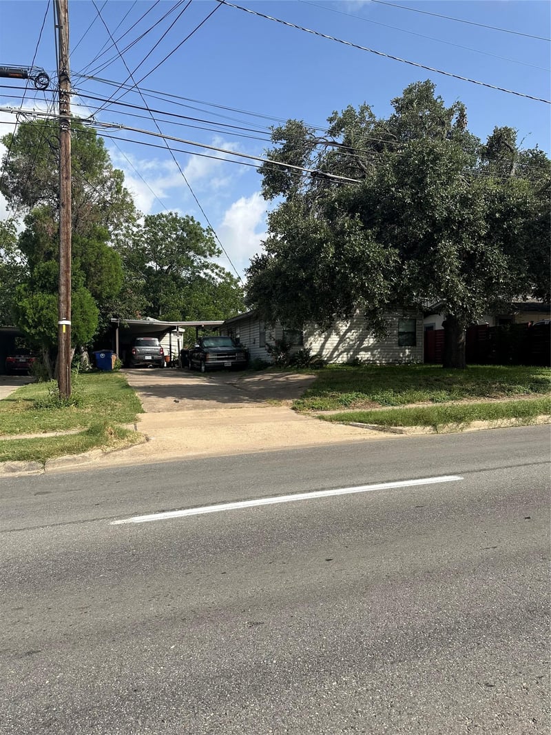 4502 S 1st ST, Austin, TX 78745