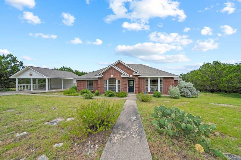 21 Susha RD, Wimberley, TX 78676