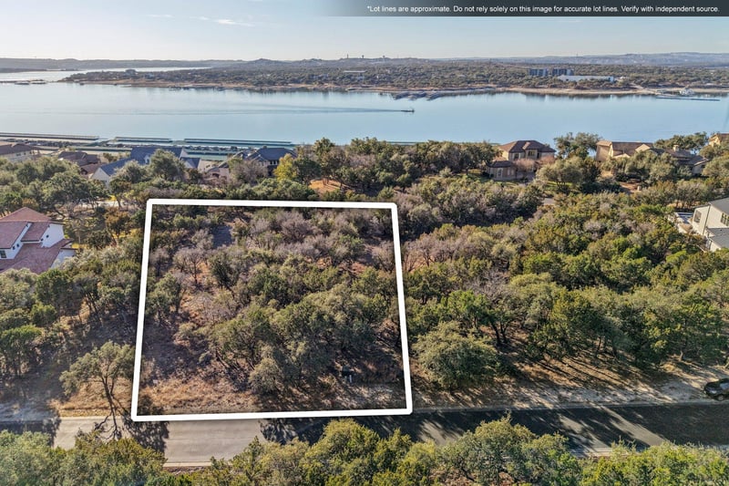 17507 Navigation LN, Jonestown, TX 78645