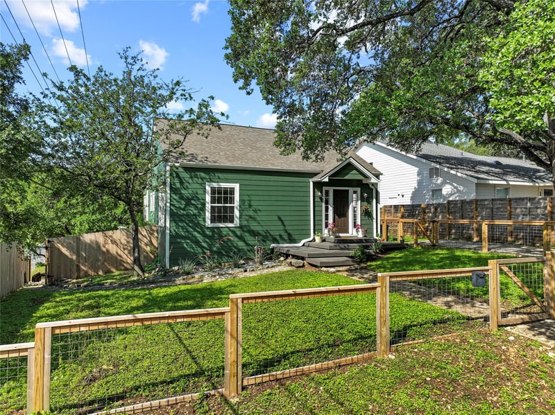2101 10th ST, Austin, TX 78703
