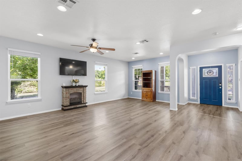 1833 Thompson TRL, Round Rock, TX 78664