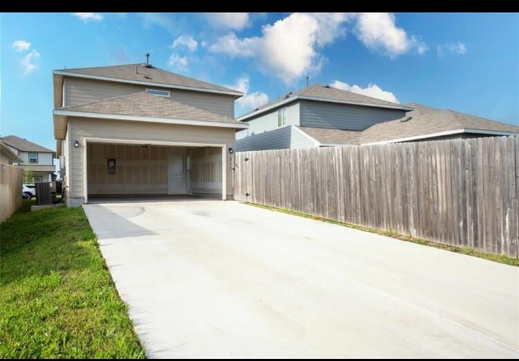 217 Bent Creek DR, Hutto, TX 78634