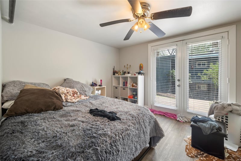 201 West 31st ST #E, Austin, TX 78705