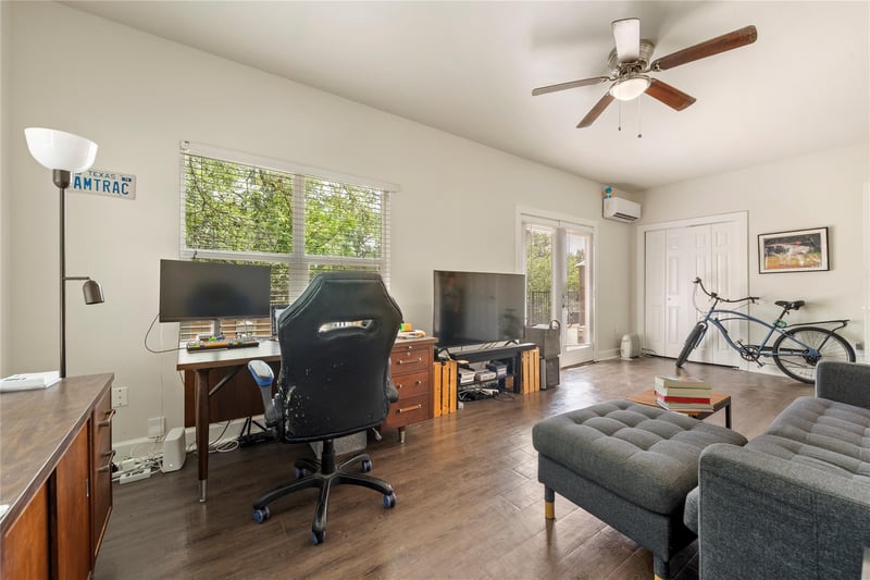 201 31st ST #H, Austin, TX 78705