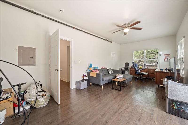 201 31st ST #H, Austin, TX 78705