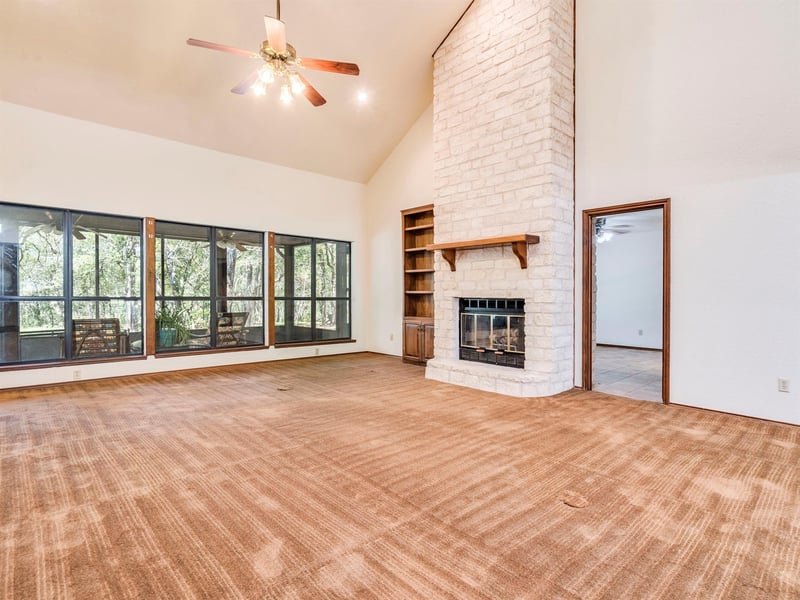 1112 Live Oak Loop, Buda, TX 78610