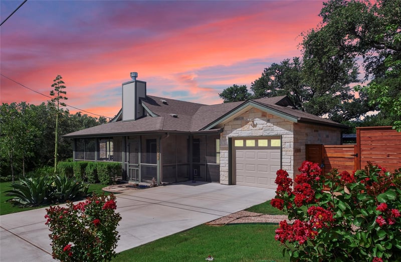10500 Lakeview DR, Jonestown, TX 78645