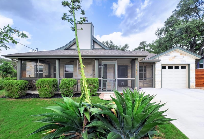 10500 Lakeview DR, Jonestown, TX 78645