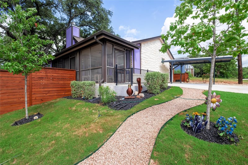 10502 Lakeview DR, Jonestown, TX 78645