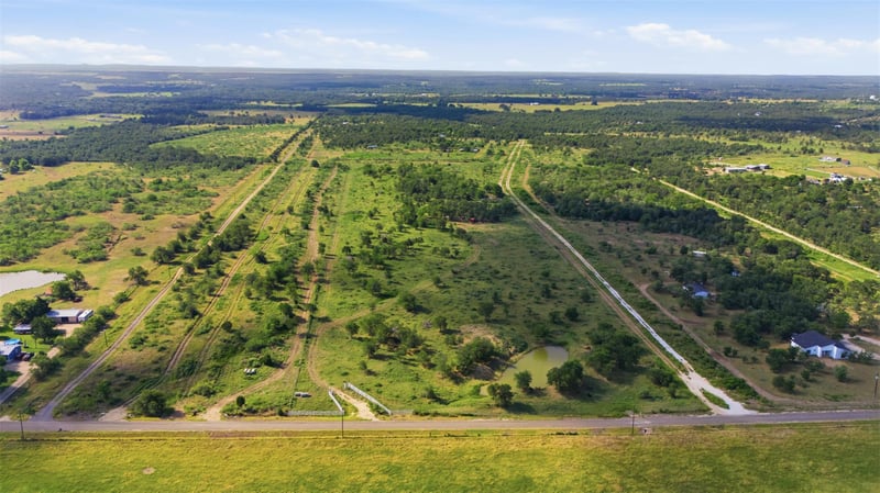 3280 County Road 466 RD, Elgin, TX 78621