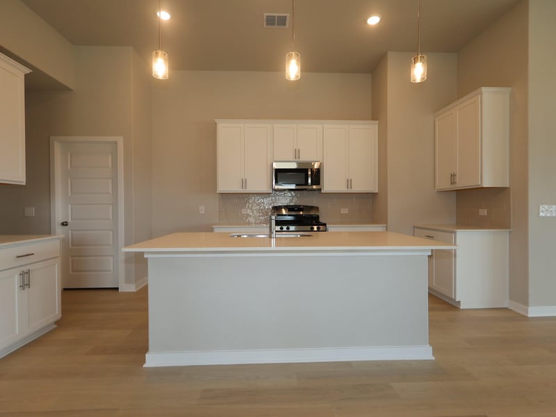 9400 Corvallis DR, Austin, TX 78747