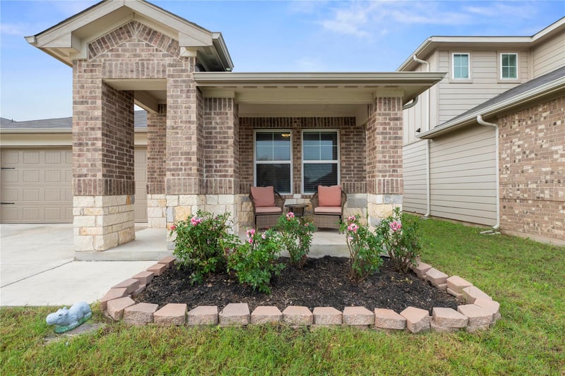 407 Water Way Ave, Hutto, TX 78634