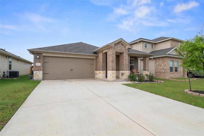 407 Water Way Ave, Hutto, TX 78634