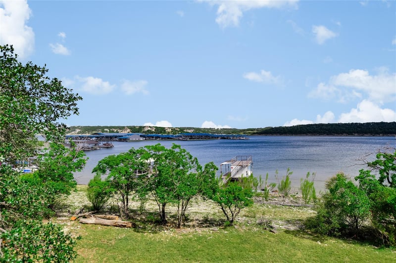 1804 Blue Cat LN, Austin, TX 78734