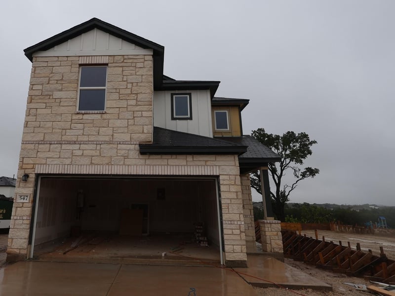 547 Bishop Wood RD, Dripping Springs, TX 78620
