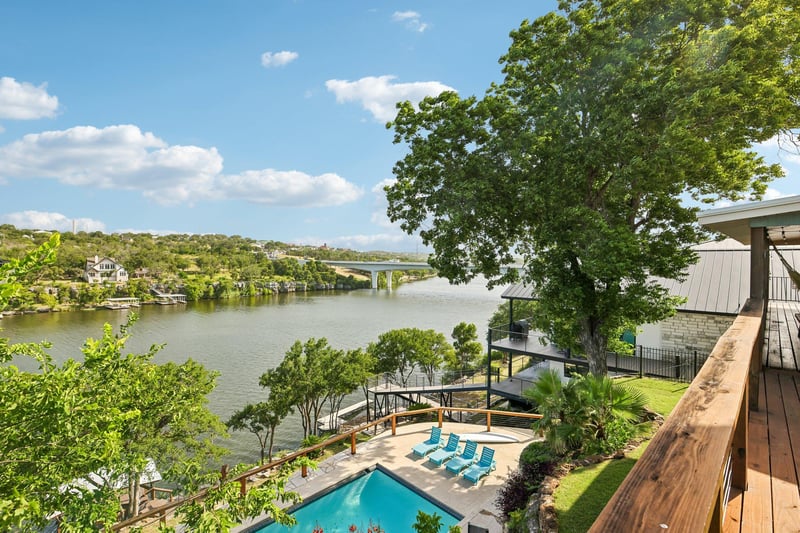 2516 Circle DR, Marble Falls, TX 78654